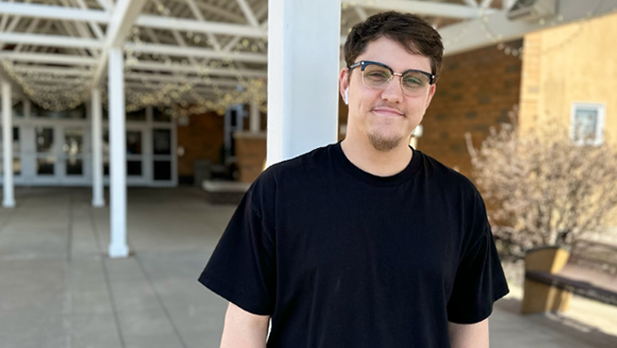 Cameron Tate

Facilities Custodial Assistant
812-518-1438
Email Cameron
